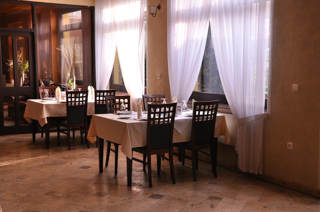 Hotel Olenka ชดัวเวียซ ภายนอก รูปภาพ