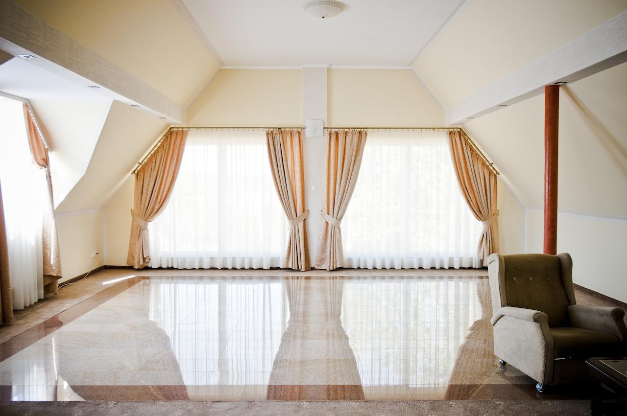 Hotel Olenka ชดัวเวียซ ภายนอก รูปภาพ