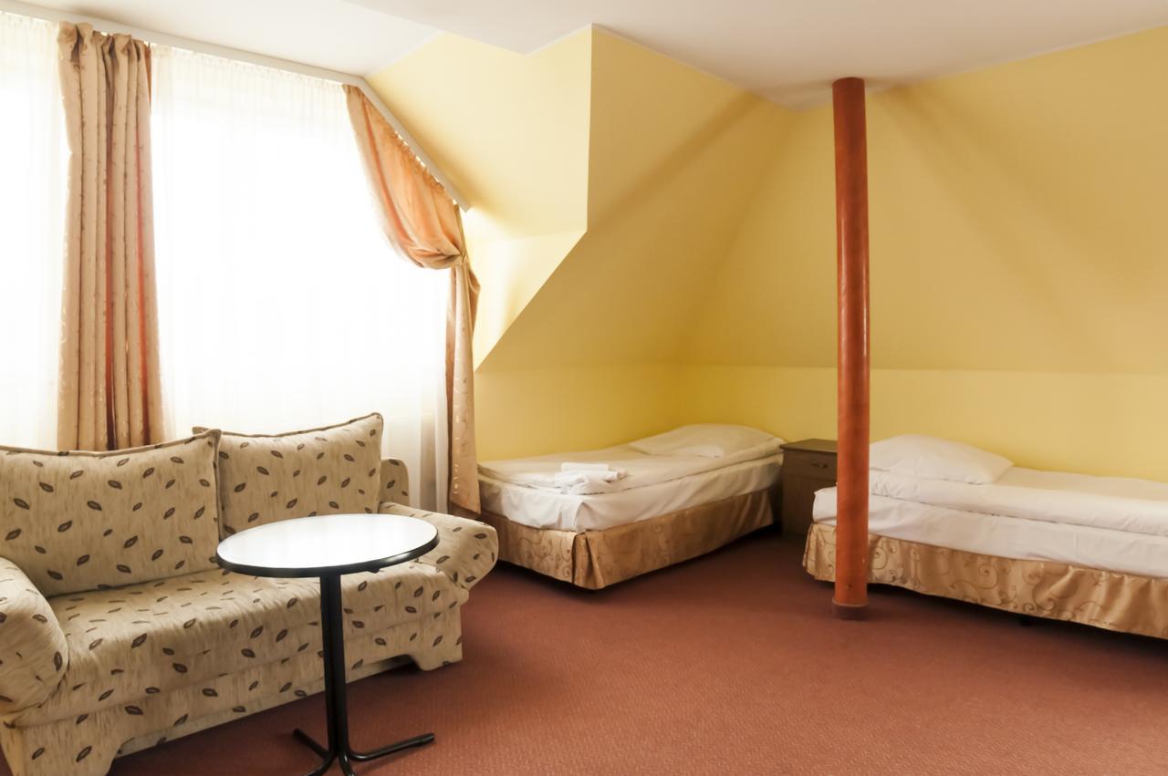 Hotel Olenka ชดัวเวียซ ภายนอก รูปภาพ
